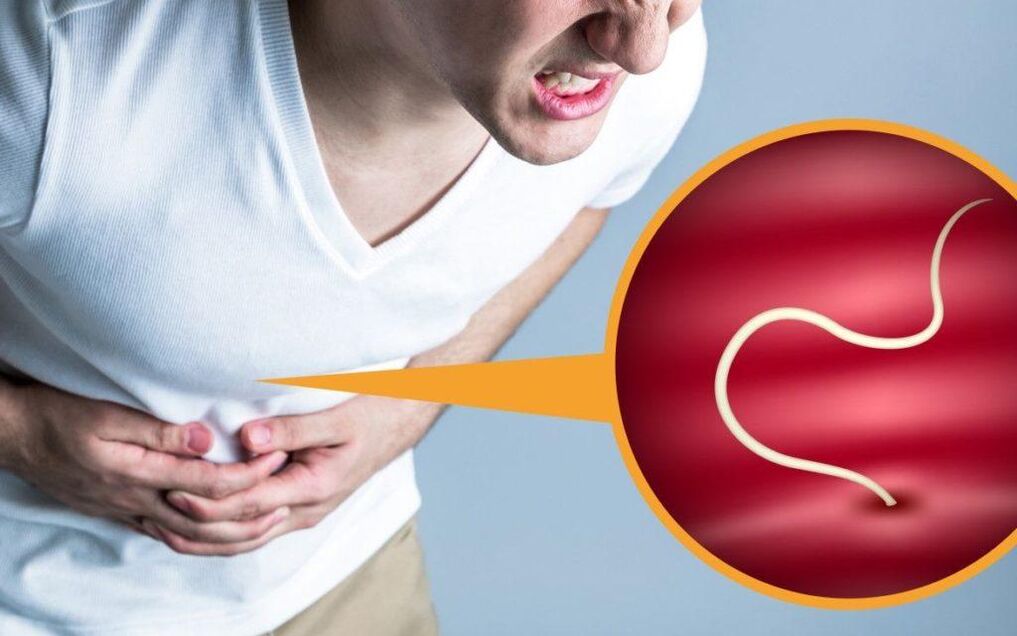 dolor abdominal debido a parásitos